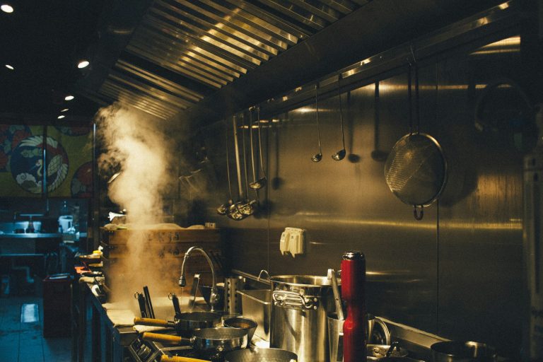 industrial kitchen deep cleaningv- kitchen